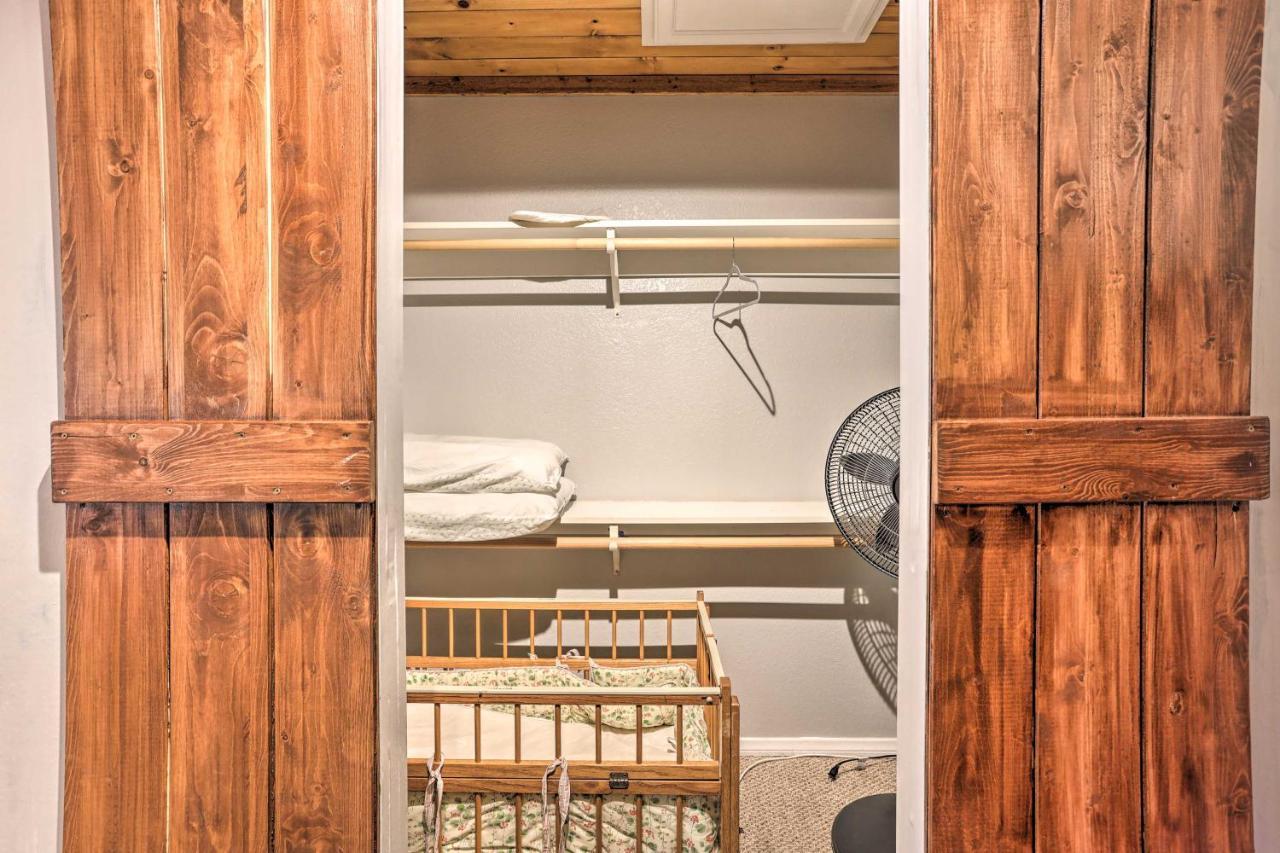 Remodeled Crestline Retreat Walk To Lake Gregory! Exterior photo