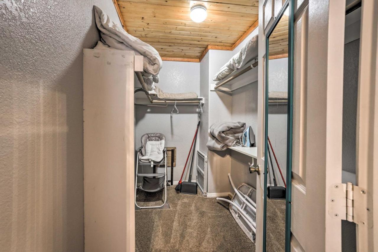 Remodeled Crestline Retreat Walk To Lake Gregory! Exterior photo